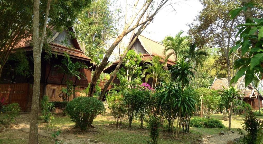 Mekong Villas Pak Chom Exterior photo